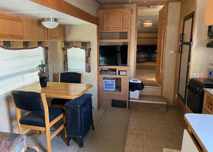Villa 5th Wheel 4b Tucson